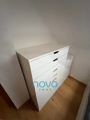 Pronájem bytu 3+1, Praha - Vinohrady, Na Kozačce, 115 m2