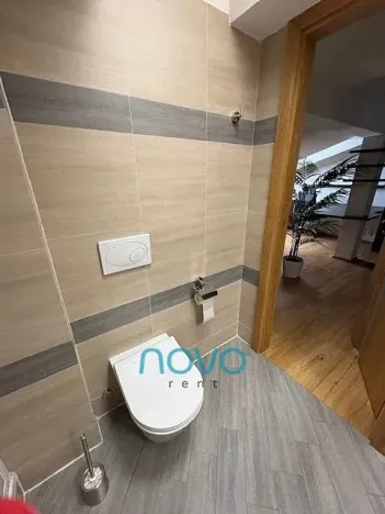 Pronájem bytu 3+1, Praha - Vinohrady, Na Kozačce, 115 m2