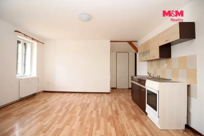 Pronájem bytu 3+kk, Trutnov - Střední Předměstí, Novodvorská, 50 m2
