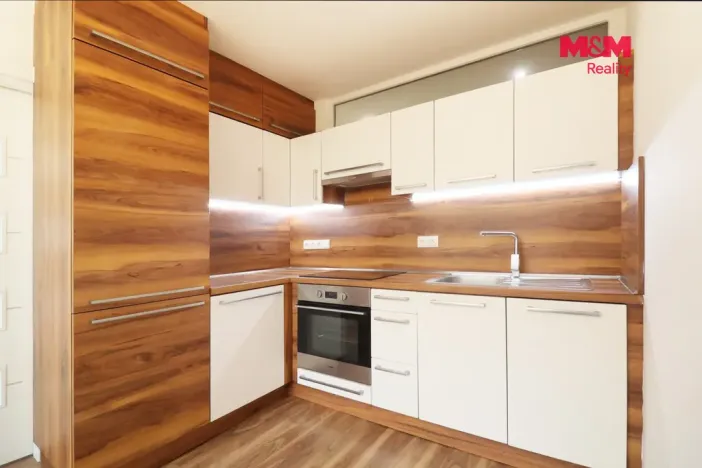 Pronájem bytu 3+1, Teplice, Zelená, 70 m2