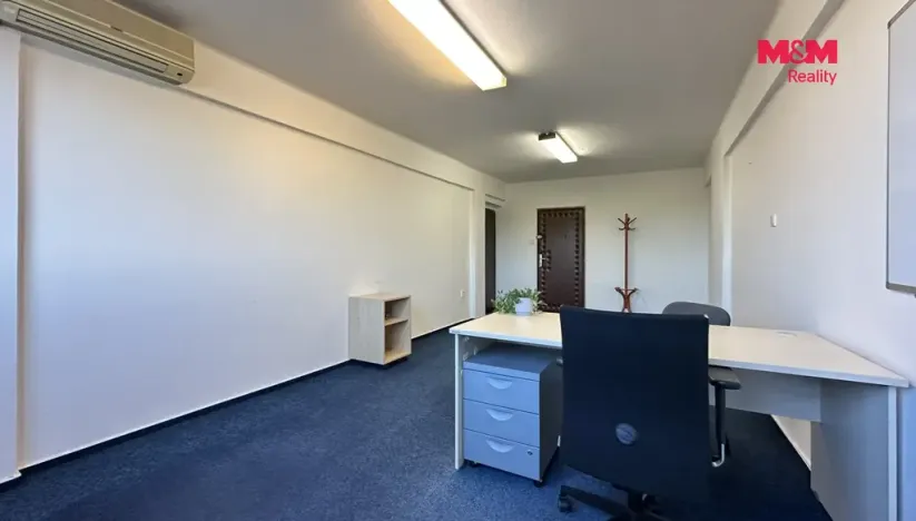 Pronájem kanceláře, Mladá Boleslav - Mladá Boleslav III, třída T. G. Masaryka, 50 m2