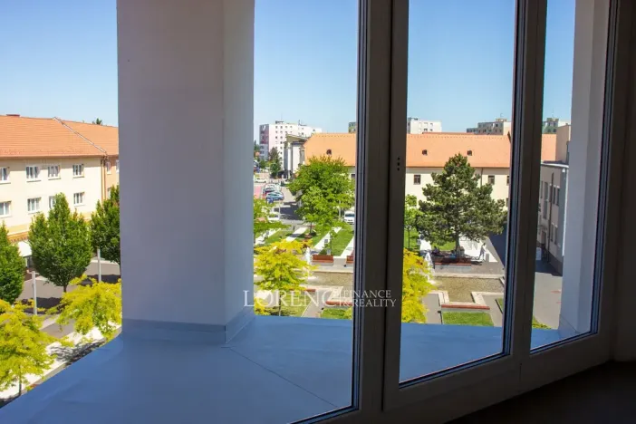Prodej bytu 2+kk, Veselí nad Moravou, náměstí Míru, 48 m2