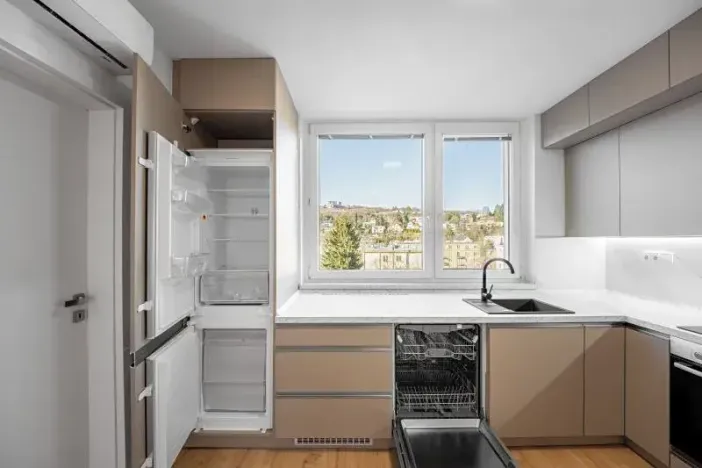 Prodej bytu 4+kk, Zlín, Budovatelská, 80 m2