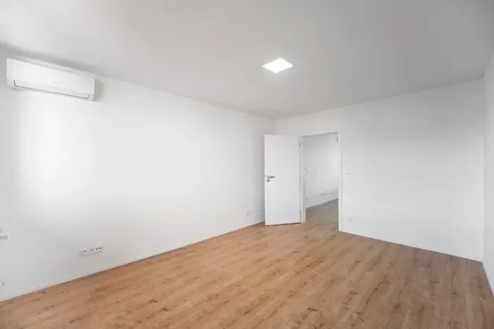 Prodej bytu 4+kk, Zlín, Budovatelská, 80 m2