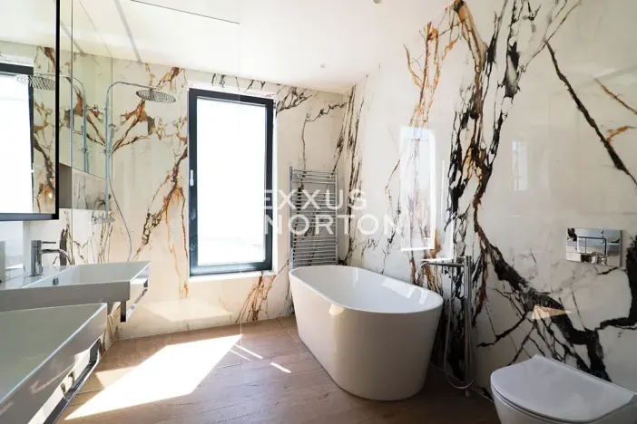 Prodej vily, Praha - Horní Měcholupy, U hostivařského nádraží, 260 m2