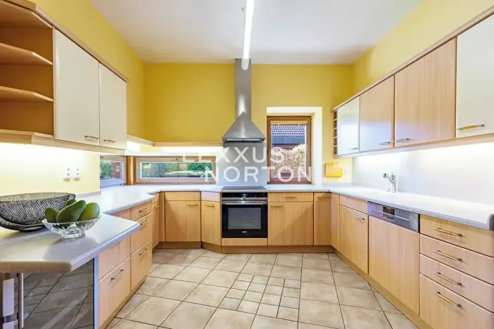 Prodej rodinného domu, Horoměřice, K Sanatoriu, 343 m2