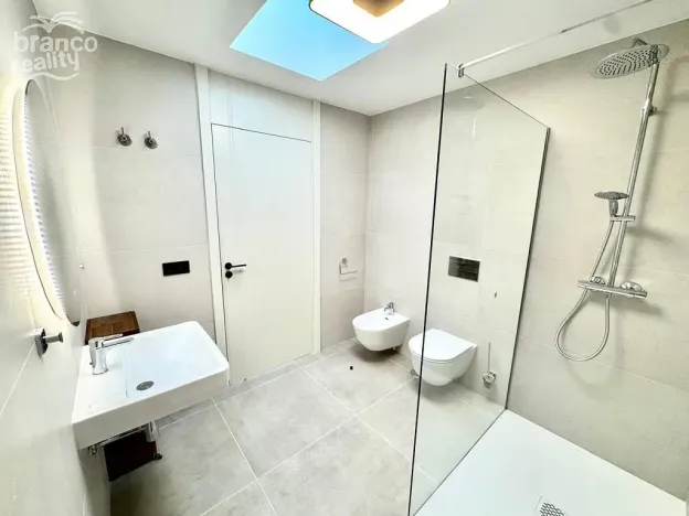Prodej bytu 4+kk, La Tejita, A Coruna, Španělsko, 110 m2