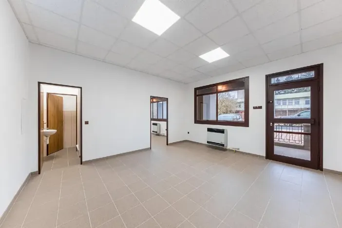 Prodej obchodního prostoru, Přelouč, Smetanova, 69 m2