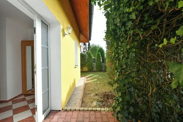 Pronájem rodinného domu, Praha - Štěrboholy, K valu, 220 m2