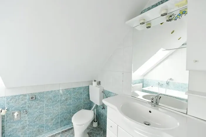 Pronájem rodinného domu, Praha - Štěrboholy, K valu, 220 m2