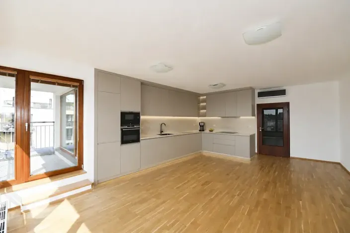 Prodej bytu 4+kk, Praha - Hrdlořezy, V třešňovce, 134 m2