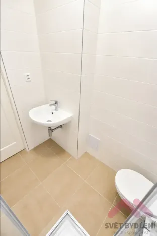 Pronájem bytu 2+kk, Praha - Vršovice, Slovinská, 45 m2
