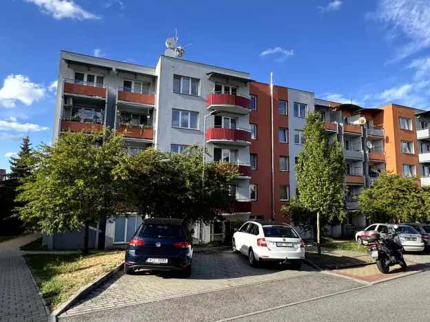 Pronájem bytu 3+1, Lišov, Čechova, 67 m2