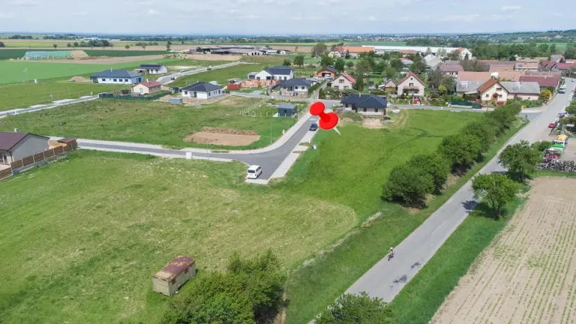 Prodej pozemku, Stolany, 2629 m2