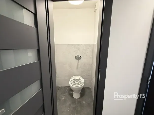Pronájem komerční, Bystřice, 54 m2