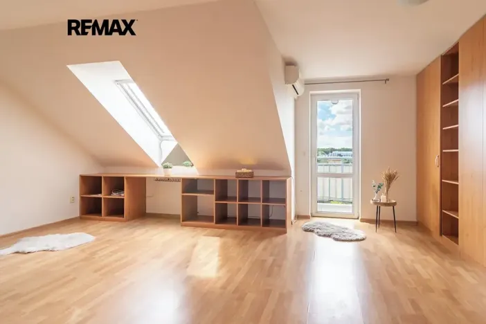 Prodej bytu 1+kk, Břeclav, Šilingrova, 54 m2