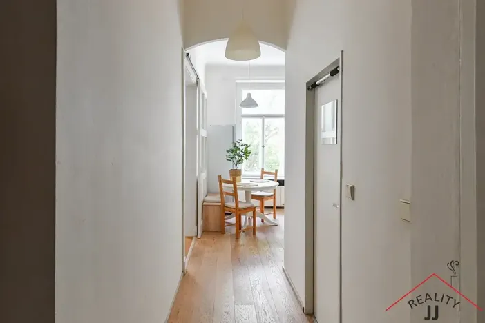 Prodej bytu 1+1, Praha - Vinohrady, Kolínská, 38 m2