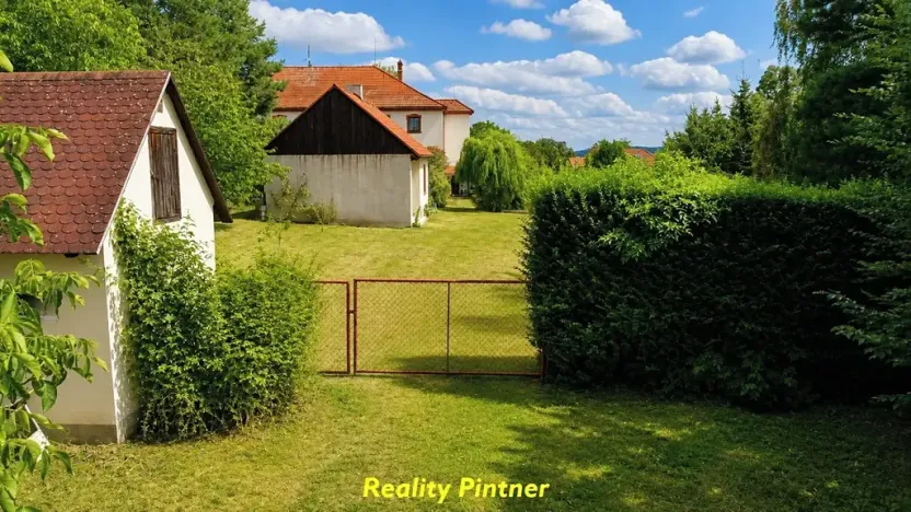 Prodej vícegeneračního domu, Slapy, 604 m2