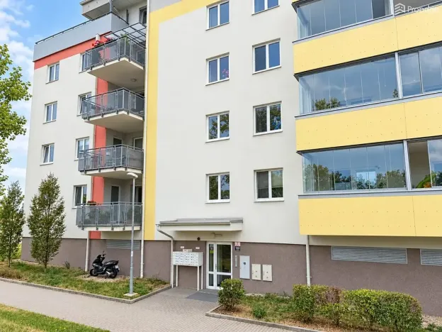 Pronájem bytu 1+kk, Brno, Lišejníková, 35 m2
