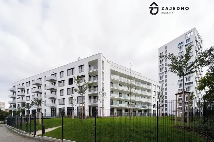Pronájem bytu 1+kk, Brno, třída Generála Píky, 35 m2