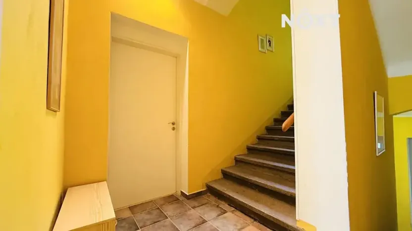 Pronájem bytu 2+kk, České Budějovice, Dobrovodská, 31 m2