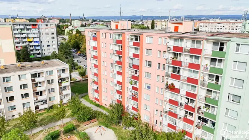 Pronájem bytu 2+1, Olomouc, Schweitzerova, 56 m2
