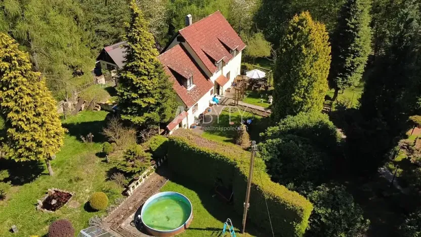 Prodej rodinného domu, Stružnice, 180 m2
