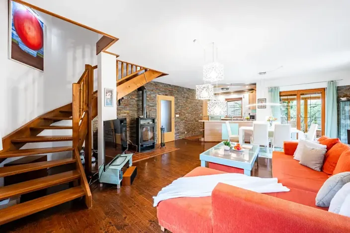 Prodej rodinného domu, Květnice, Sosnová, 170 m2