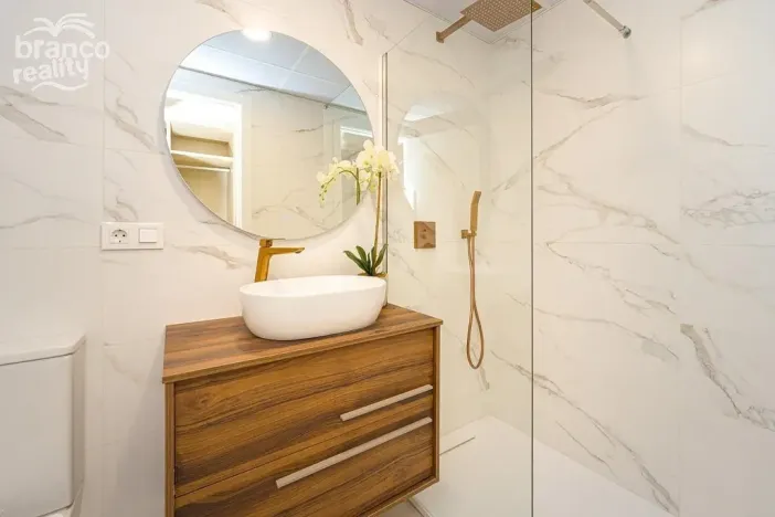 Prodej bytu 3+kk, Villajoyosa, Alicante, Španělsko, 81 m2