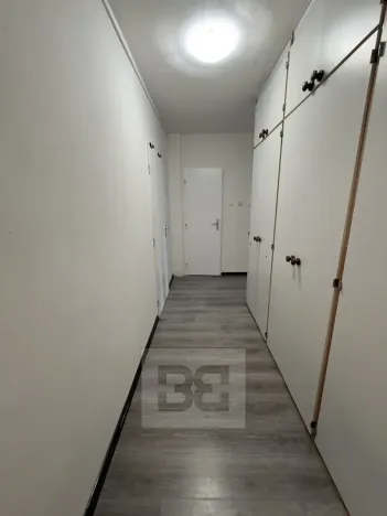 Pronájem bytu 3+1, Praha - Hlubočepy, Prosluněná, 74 m2