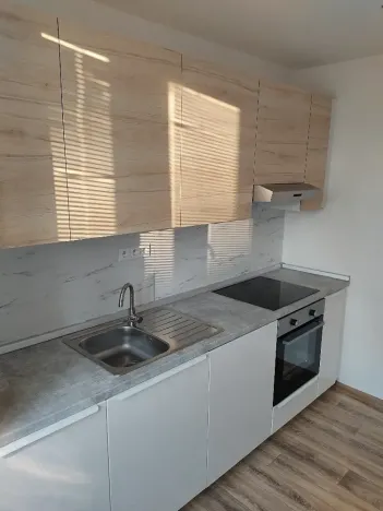 Pronájem bytu 2+1, Břeclav, Na Valtické, 43 m2