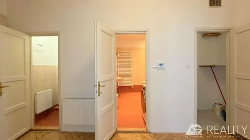 Pronájem bytu 4+kk, Praha - Nové Město, Podskalská, 123 m2