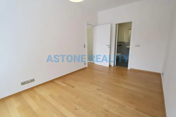 Pronájem bytu 2+kk, Praha - Nusle, K sídlišti, 81 m2