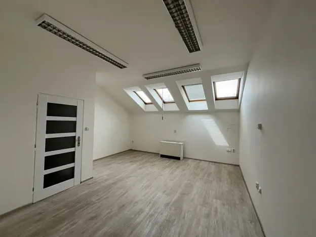 Pronájem kanceláře, Praha, 75 m2