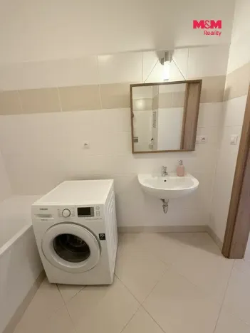 Pronájem bytu 2+kk, Praha - Horní Měcholupy, Mantovská, 51 m2