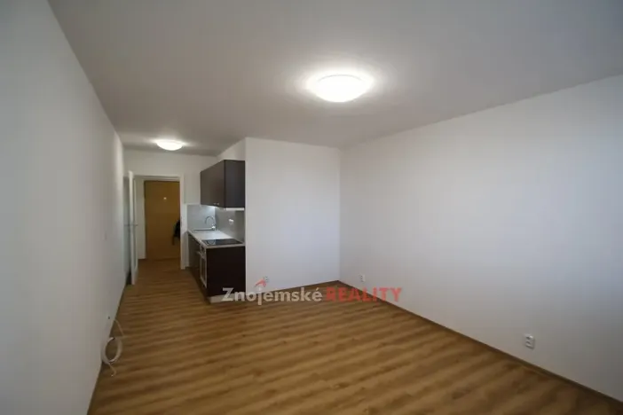 Pronájem bytu 1+kk, Znojmo, Krylova, 30 m2