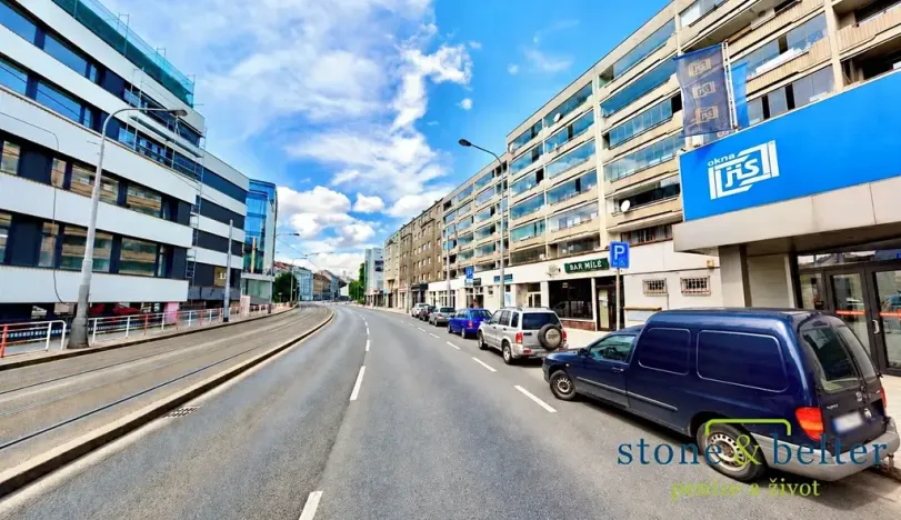 Prodej bytu 3+1, Praha - Smíchov, Plzeňská, 72 m2