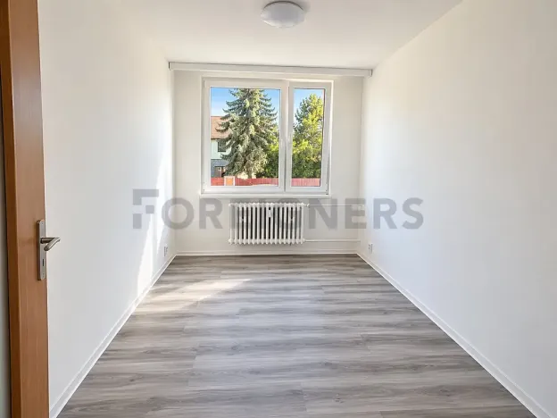 Pronájem bytu 2+kk, Hostivice, Školská, 42 m2