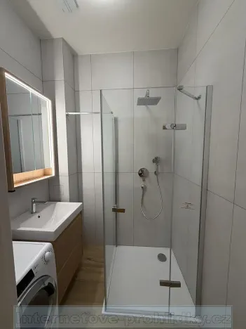 Pronájem bytu 2+1, Praha - Vinohrady, 73 m2