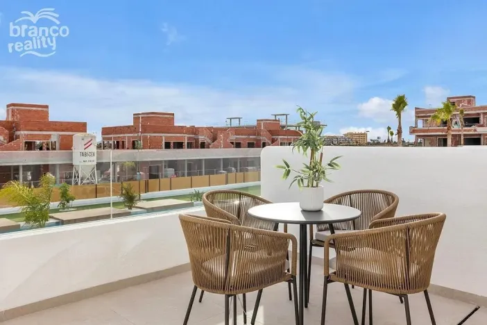Prodej bytu 4+kk, Los Alcazares, Murcia, Španělsko, 81 m2