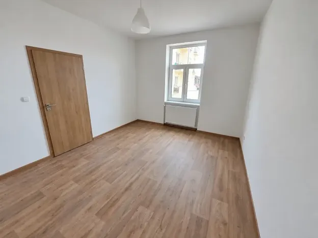 Pronájem bytu 2+kk, Pardubice, Jana Palacha, 40 m2