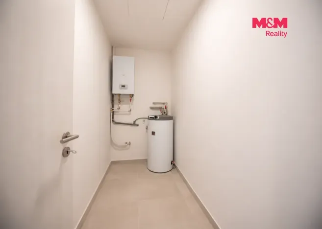 Pronájem bytu 2+kk, Hradec Králové - Kukleny, Pražská třída, 55 m2