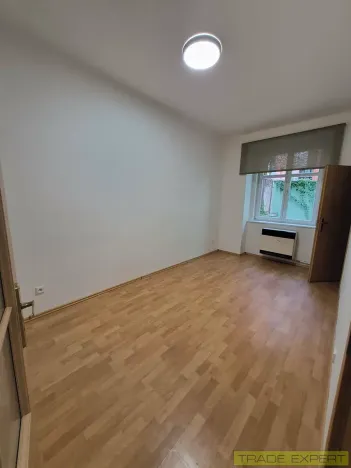 Pronájem bytu 2+1, Praha - Holešovice, V háji, 51 m2