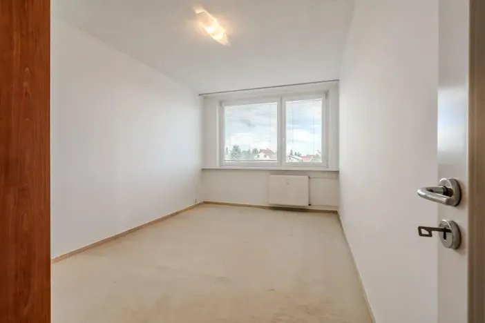 Prodej bytu 3+1, Praha - Kyje, Travná, 80 m2