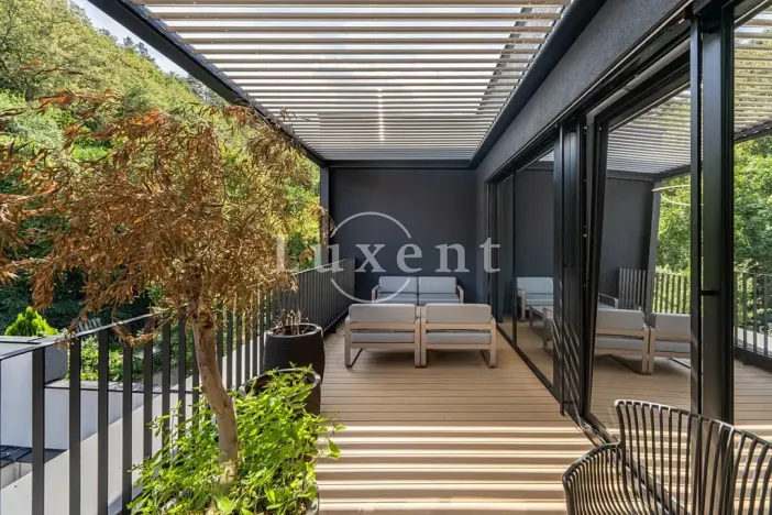 Prodej bytu 4+kk, Praha - Radlice, Pechlátova, 191 m2