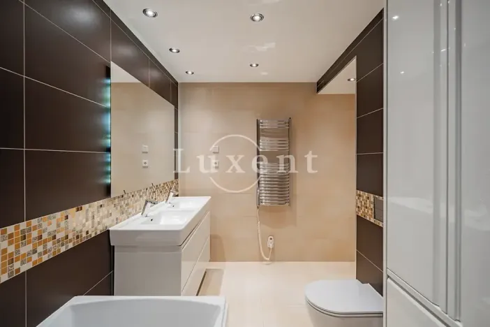 Prodej bytu 3+kk, Praha - Hlubočepy, Výhledová, 74 m2