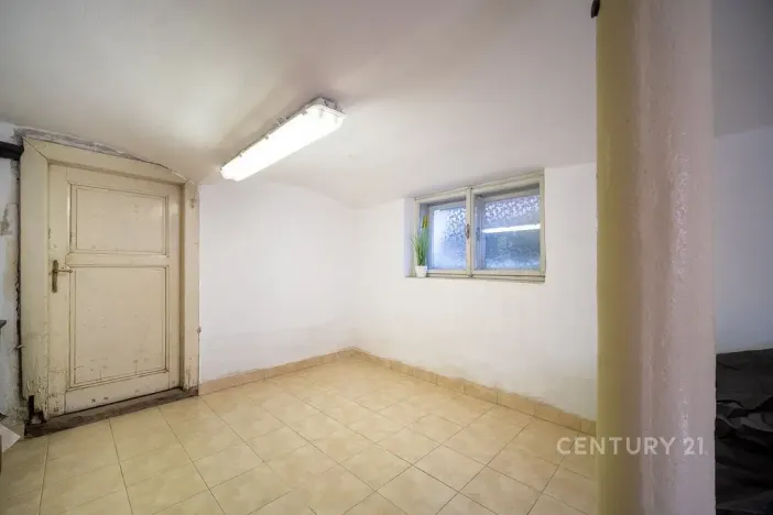 Prodej rodinného domu, České Budějovice - České Budějovice 3, Pražská tř., 200 m2
