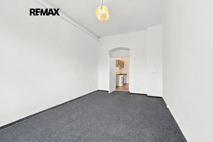 Pronájem bytu 1+1, Plzeň, Skvrňanská, 50 m2