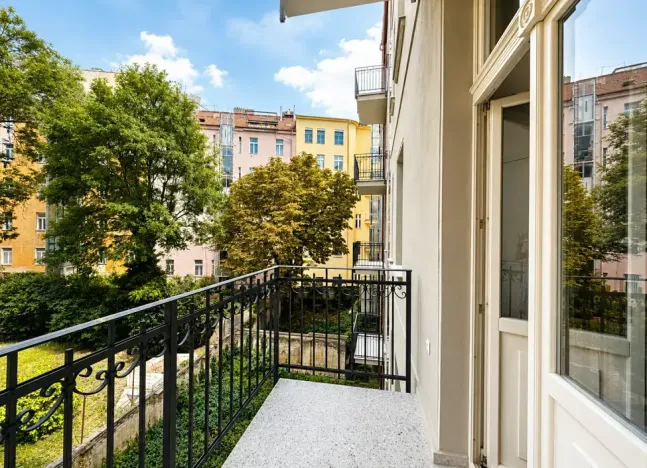Pronájem bytu 2+kk, Praha - Vršovice, 57 m2