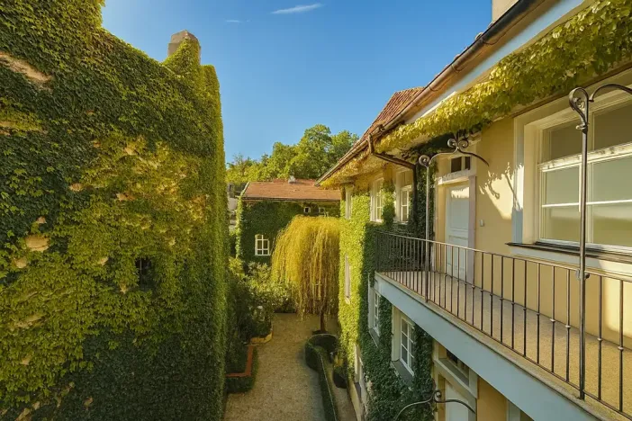 Pronájem bytu 4+1, Praha - Malá Strana, 170 m2